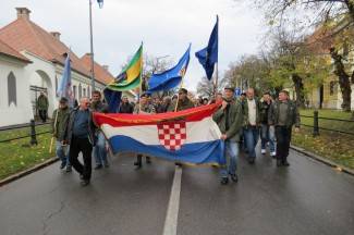 Vukovar: Žitelji požeške županije u Koloni sjećanja