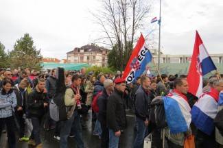 Vukovar: Žitelji požeške županije u Koloni sjećanja