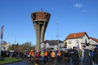 Vukovar: Žitelji požeške županije u Koloni sjećanja