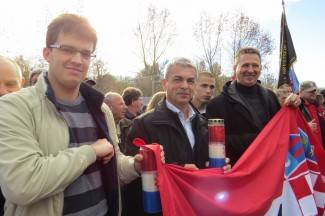 Vukovar: Žitelji požeške županije u Koloni sjećanja