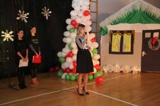 Pleterničke mažoretkinje priredile doček Djedu Božićnjaku