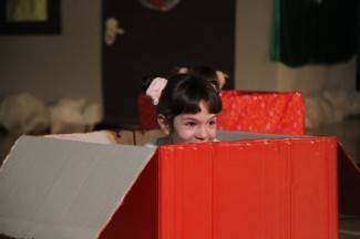 Pleterničke mažoretkinje priredile doček Djedu Božićnjaku