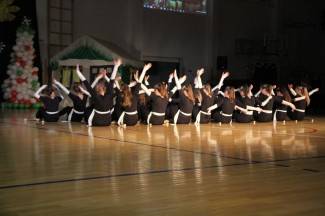 Pleterničke mažoretkinje priredile doček Djedu Božićnjaku