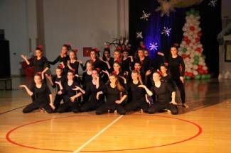 Pleterničke mažoretkinje priredile doček Djedu Božićnjaku