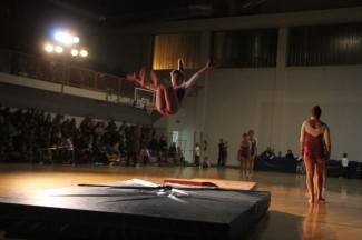 Pleterničke mažoretkinje priredile doček Djedu Božićnjaku