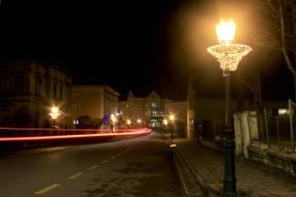 Naši gradovi u blagdanskom ruhu: Fotografije iz Požege, Pleternice, Pakraca i Lipika