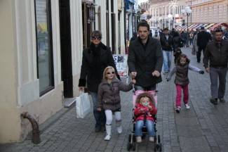 Lijep i sunčan dan: Subotnja šetnja Požegom, 20.12.2014.