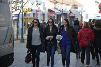 Lijep i sunčan dan: Subotnja šetnja Požegom, 20.12.2014.