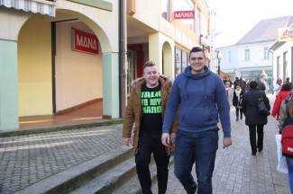 Lijep i sunčan dan: Subotnja šetnja Požegom, 20.12.2014.