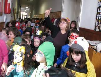 Požega: Maškare u Kanižlićevoj školi