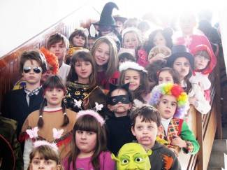 Požega: Maškare u Kanižlićevoj školi