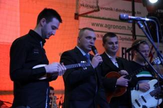 Bisernica & prijatelji - humanitarni koncert za Udrugu MI