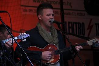 Bisernica & prijatelji - humanitarni koncert za Udrugu MI