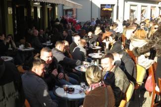 Šetnja gradom: Sunčani Badnjak u Požegi