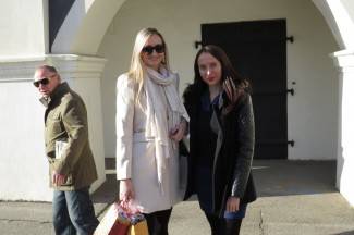 Šetnja gradom: Sunčani Badnjak u Požegi