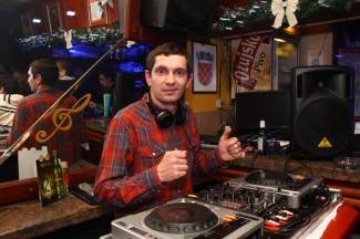 Noćni život: Badnjak u Požegi