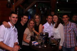 Noćni život: Badnjak u Požegi