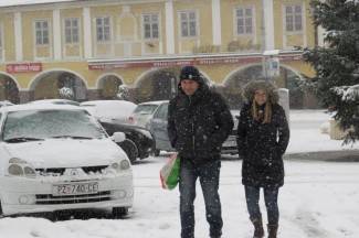 Pao nam je snijeg: Fotografije iz Požege, Pleternice, Pakraca, Lipika i Kutjeva