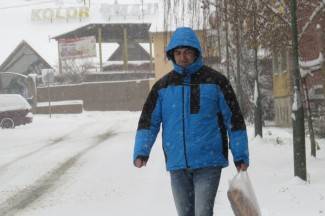 Pao nam je snijeg: Fotografije iz Požege, Pleternice, Pakraca, Lipika i Kutjeva