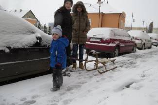 Pao nam je snijeg: Fotografije iz Požege, Pleternice, Pakraca, Lipika i Kutjeva