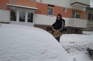 Pao nam je snijeg: Fotografije iz Požege, Pleternice, Pakraca, Lipika i Kutjeva