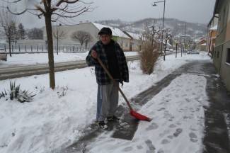 Pao nam je snijeg: Fotografije iz Požege, Pleternice, Pakraca, Lipika i Kutjeva