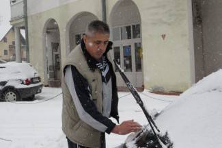 Pao nam je snijeg: Fotografije iz Požege, Pleternice, Pakraca, Lipika i Kutjeva