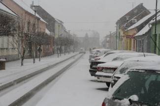 Pao nam je snijeg: Fotografije iz Požege, Pleternice, Pakraca, Lipika i Kutjeva