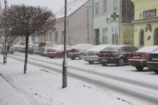 Pao nam je snijeg: Fotografije iz Požege, Pleternice, Pakraca, Lipika i Kutjeva