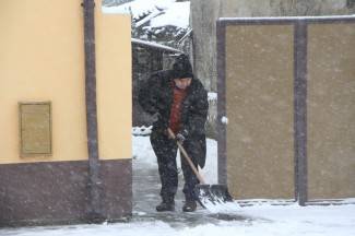 Pao nam je snijeg: Fotografije iz Požege, Pleternice, Pakraca, Lipika i Kutjeva