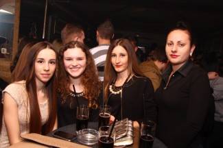 Doček nove 2015. u požeškim i pleterničkim kafićima