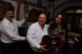 Doček nove 2015. u požeškim i pleterničkim kafićima