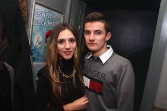 Doček nove 2015. u požeškim i pleterničkim kafićima