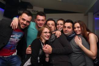 Doček nove 2015. u požeškim i pleterničkim kafićima