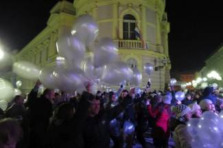 Doček Nove godine na otvorenom u Požegi i Pleternici