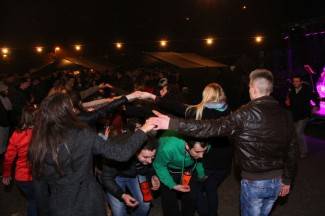 Vinkovo u Velikoj: Vino i tambure na Trgu sv. Augustina