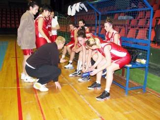 Kadetkinje Plamen Požege ostvarile prvu pobjedu u Regionalnoj ligi; Košarkaši izgubili u Dardi