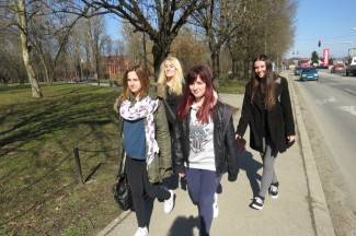 Šetnja gradom: Sunčani ponedjeljak u Požegi