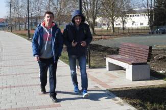 Šetnja gradom: Sunčani ponedjeljak u Požegi