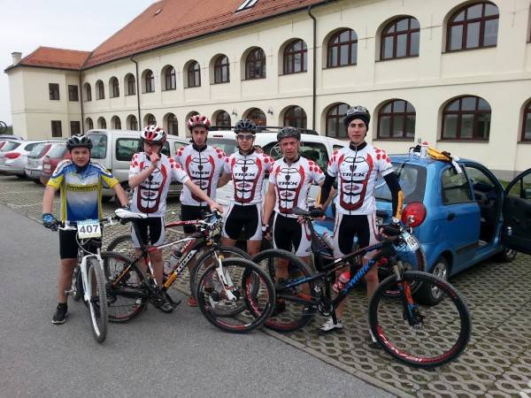 Pavičić i Skuzin osvojili zlatne medalje u Slavonskom Brodu Pavičić i Skuzin osvojili zlatne medalje u Slavonskom Brodu